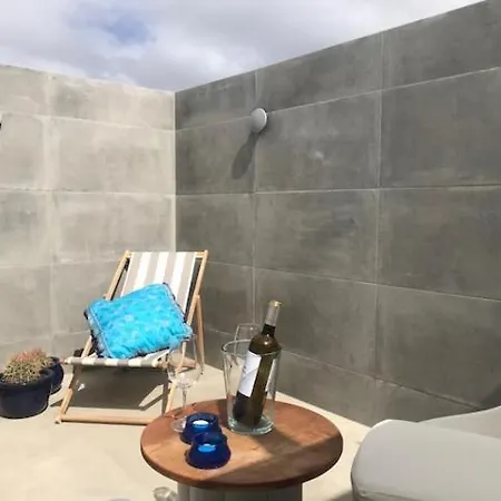 Acogedor Estudio Suite En Urbanizacion Tranquila Famara Exterior photo